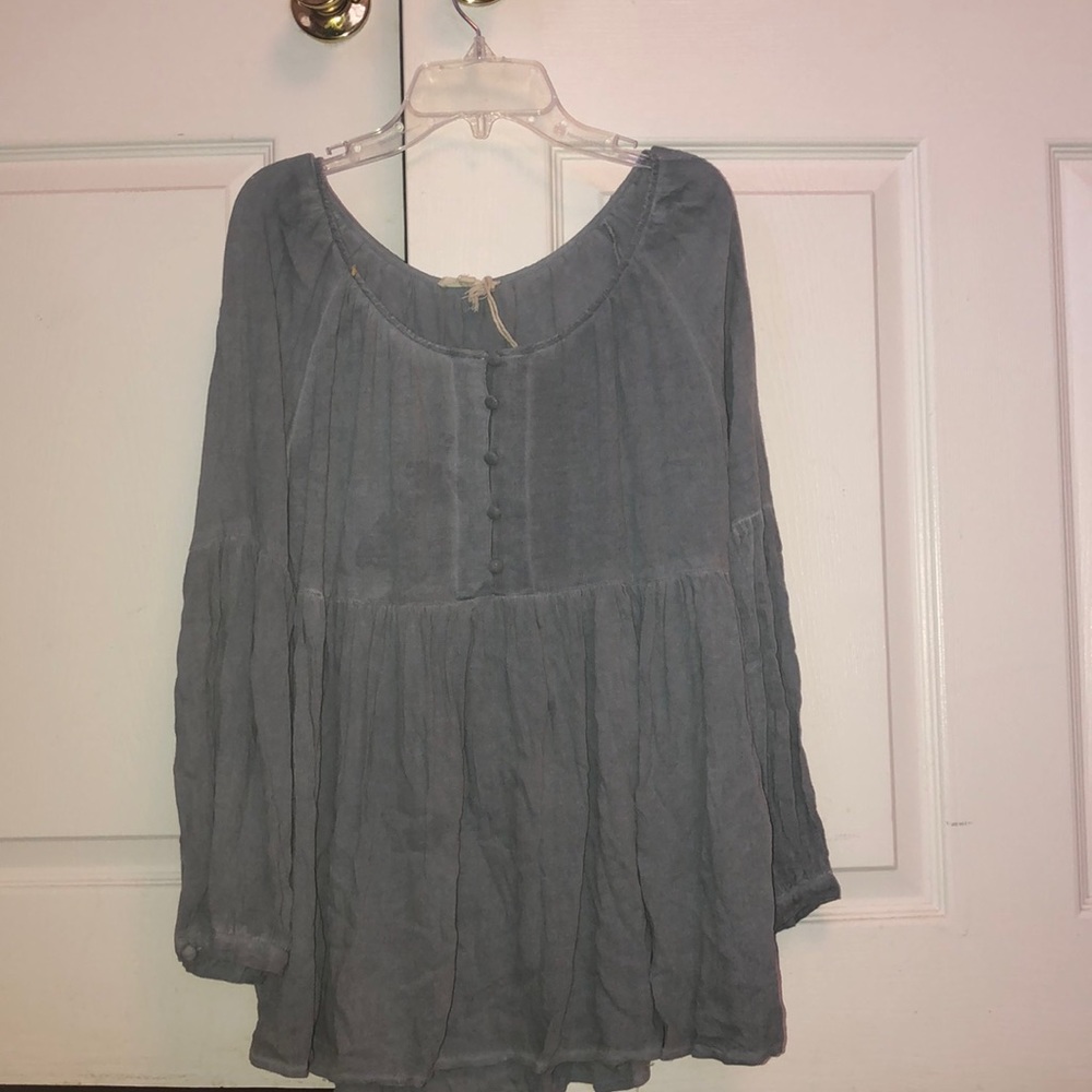LIGHT BLUE BLOUSE